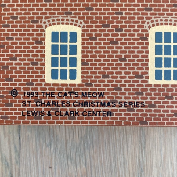 Lewis and Clark Center - St. Charles Missouri Christmas Series - The Cat's Meow - Picture 3 of 6